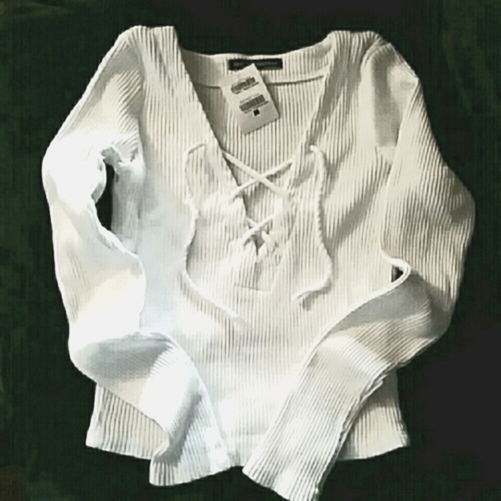New Brandy Melville Lace Ribbed top